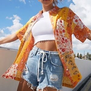 NWT Floral Patternblock Shirt in Mustard (Size L)